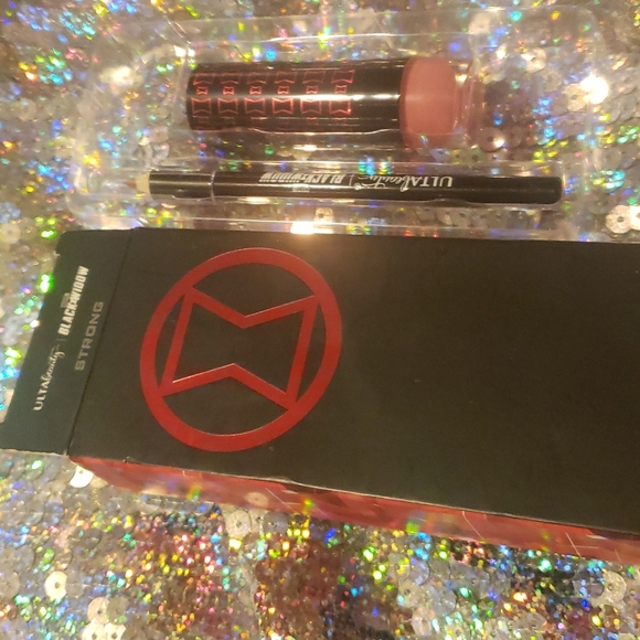🧚‍♀️STRONG Ulta Beauty x Black Widow DISCONTINUED Lip Kit NWT - Picture 2 of 4